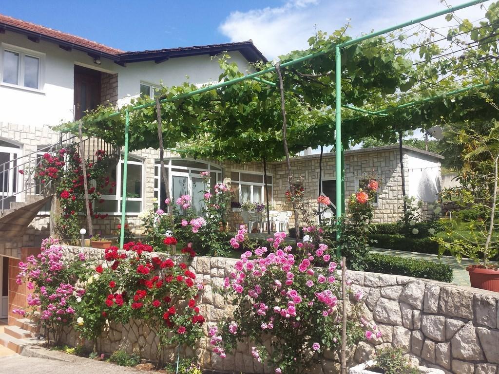 Pansion Pero Elez Medjugorje Hotel Bagian luar foto