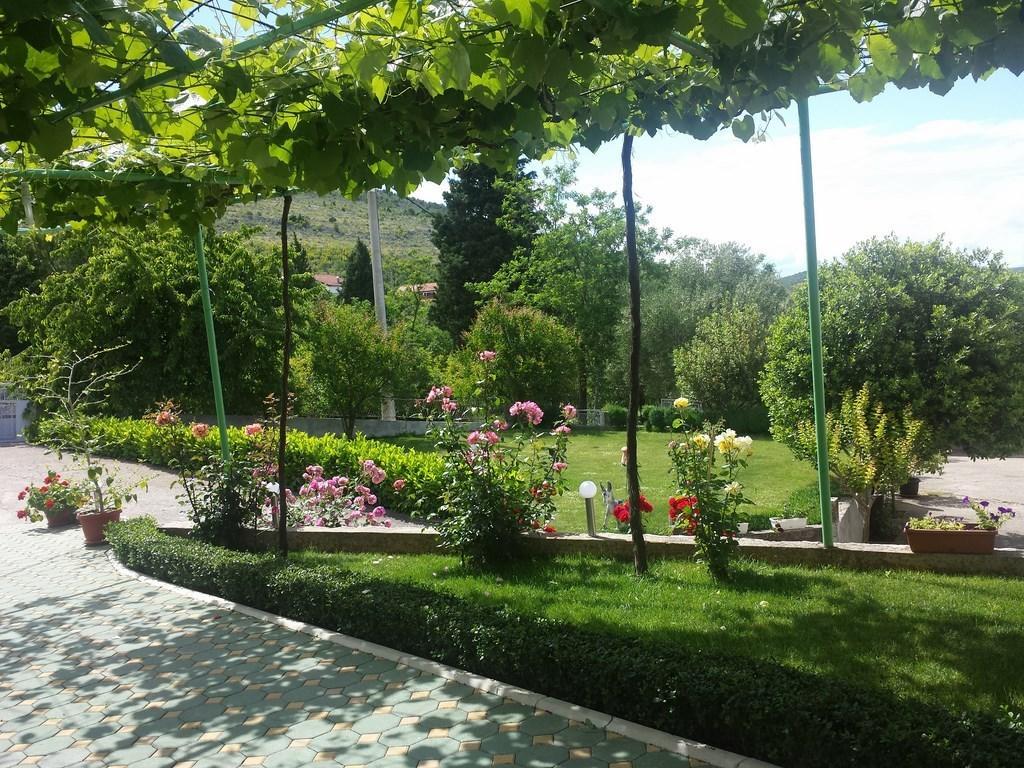 Pansion Pero Elez Medjugorje Hotel Bagian luar foto